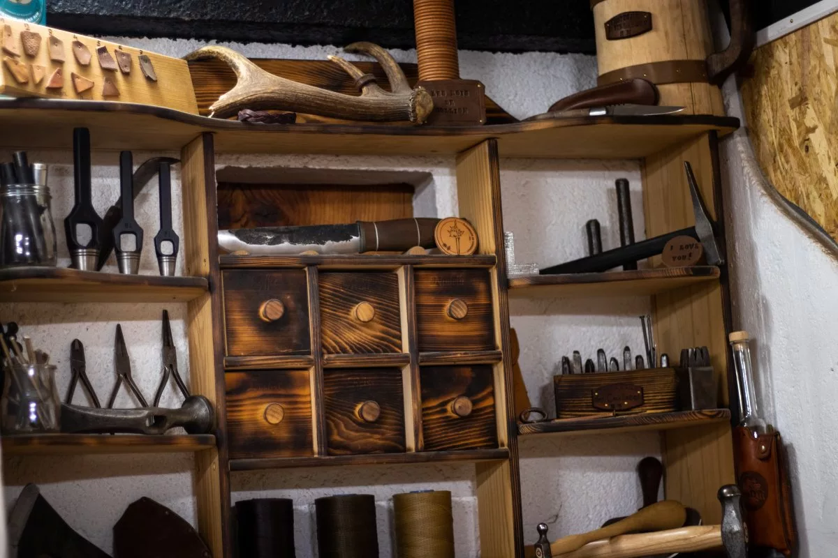 L'armoire à outils de la pièce centrale